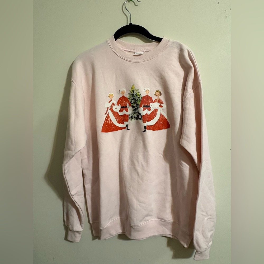 White Christmas Graphic women’s sweatshirt Medium Pink Red‎ Crew neck Hanes